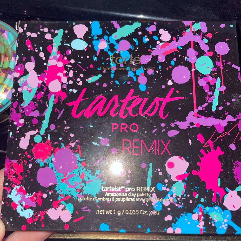 Tarte tartiest pro pallet shadows the remix
